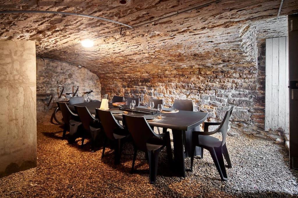 Le Wine Studio เฌอเวรย์-ฌ็องแบร์แต็ง ภายนอก รูปภาพ
